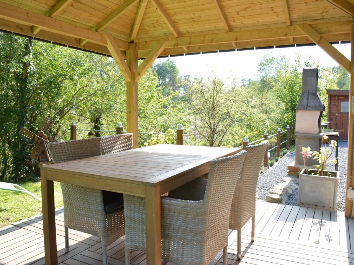 Chalet In Gesves With Roof Terrace Garden Bbq エクステリア 写真
