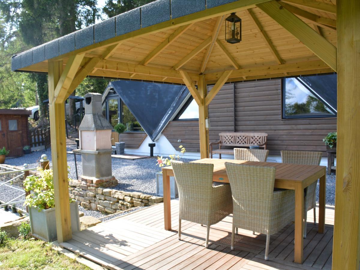Chalet In Gesves With Roof Terrace Garden Bbq エクステリア 写真